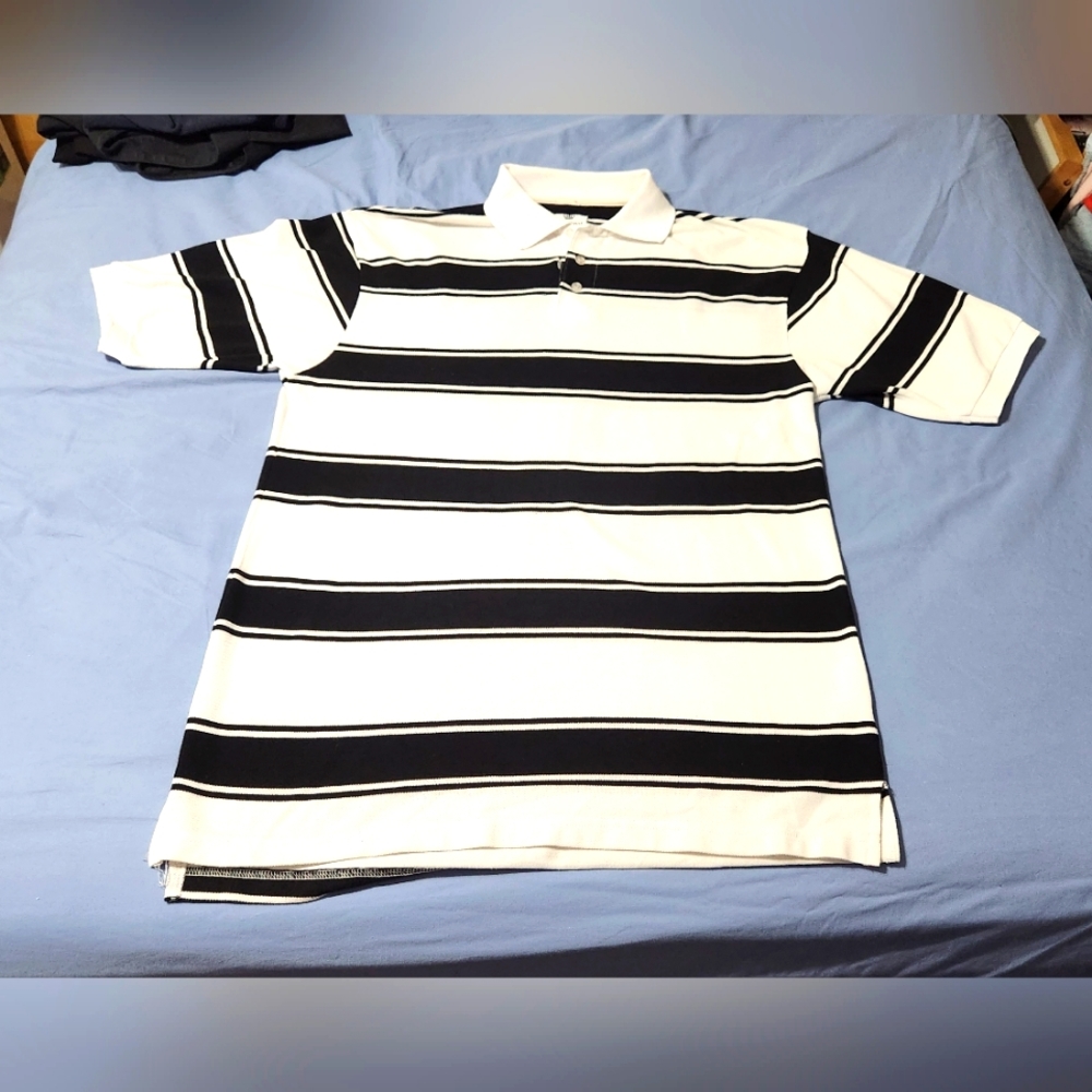 Polo - Picture 2 of 3